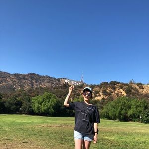 Meet your Posher, Won